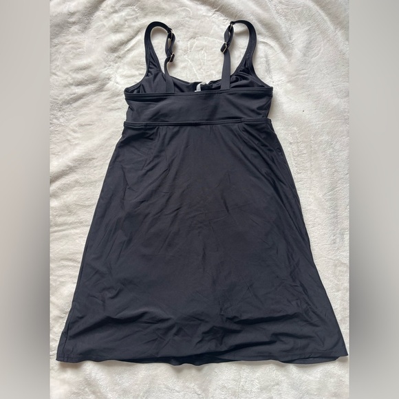 Lands’ End Black Swim Athletic Dress with Shorts Size 6D - Picture 3 of 8